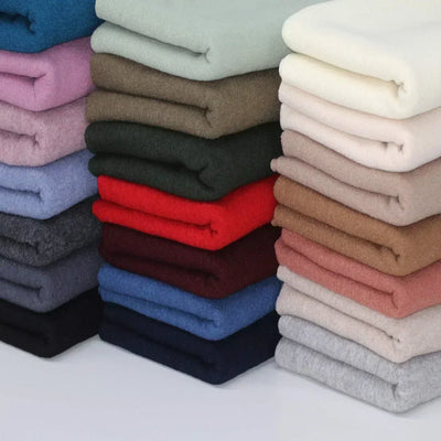 Kamelwolle aus gekochter Wolle