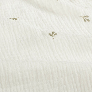 Doppellagiger Gaze-Stoff mit Zweigmuster, cremeweiß